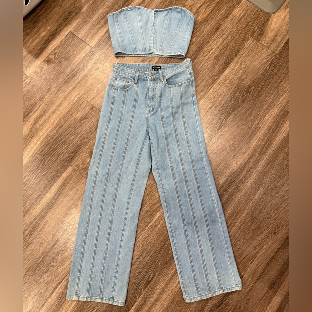 PrettyLittleThing Light Blue Flare corset and Jeans set